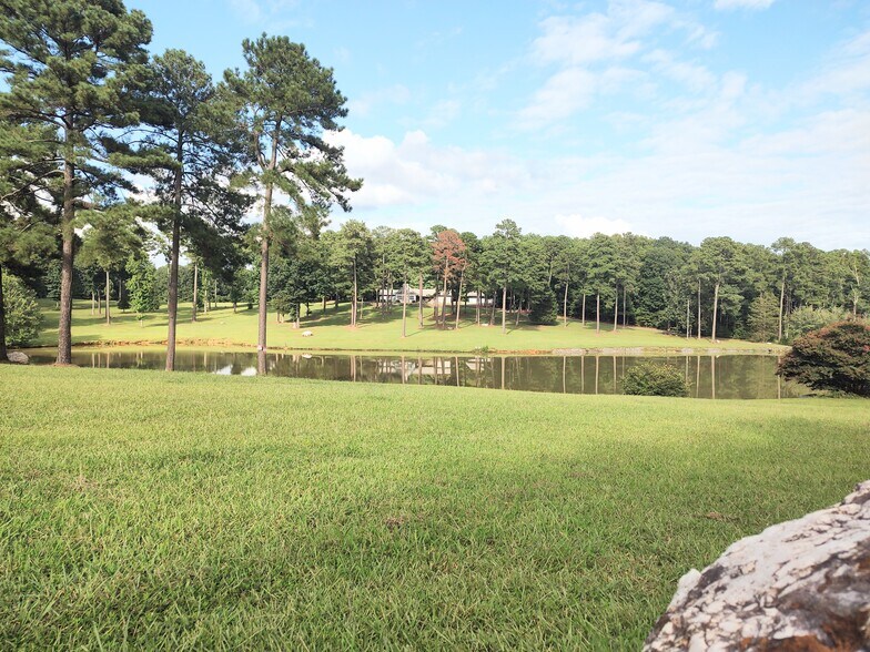 611 Old E C Womack Rd, Sanford, NC à vendre - Photo du bâtiment - Image 3 de 55