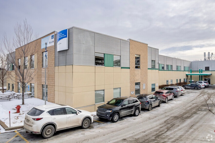 8550-8560 Boul Newman, Montréal, QC for lease - Building Photo - Image 2 of 4