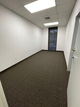 2700-2750 N 29th Ave, Hollywood, FL for lease Interior Photo- Image 1 of 5