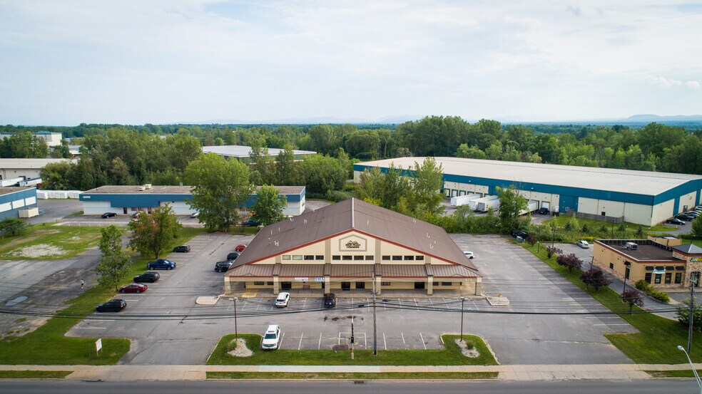 675 Route 3, Plattsburgh, NY à vendre - Photo du bâtiment - Image 1 de 13