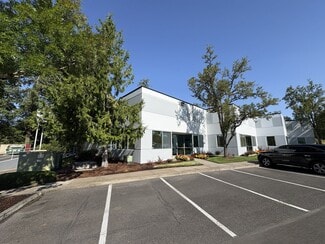 Plus de détails pour 10200 SW Allen Blvd, Beaverton, OR - Local d'activités à louer