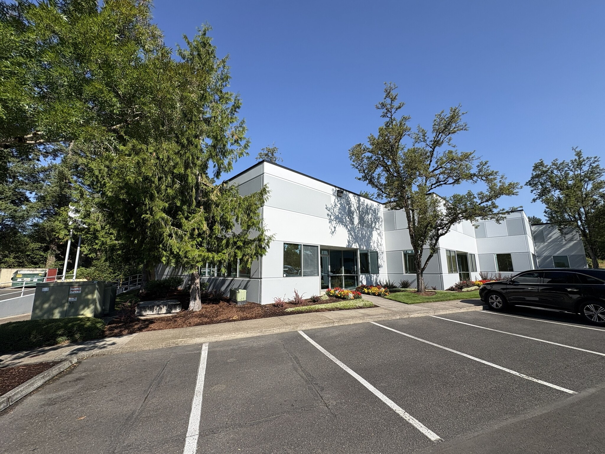 10200 SW Allen Blvd, Beaverton, OR à louer Photo du bâtiment- Image 1 de 7