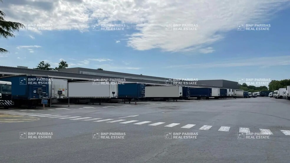 Industriel dans Thouaré-sur-Loire à louer - Photo du bâtiment - Image 2 de 9