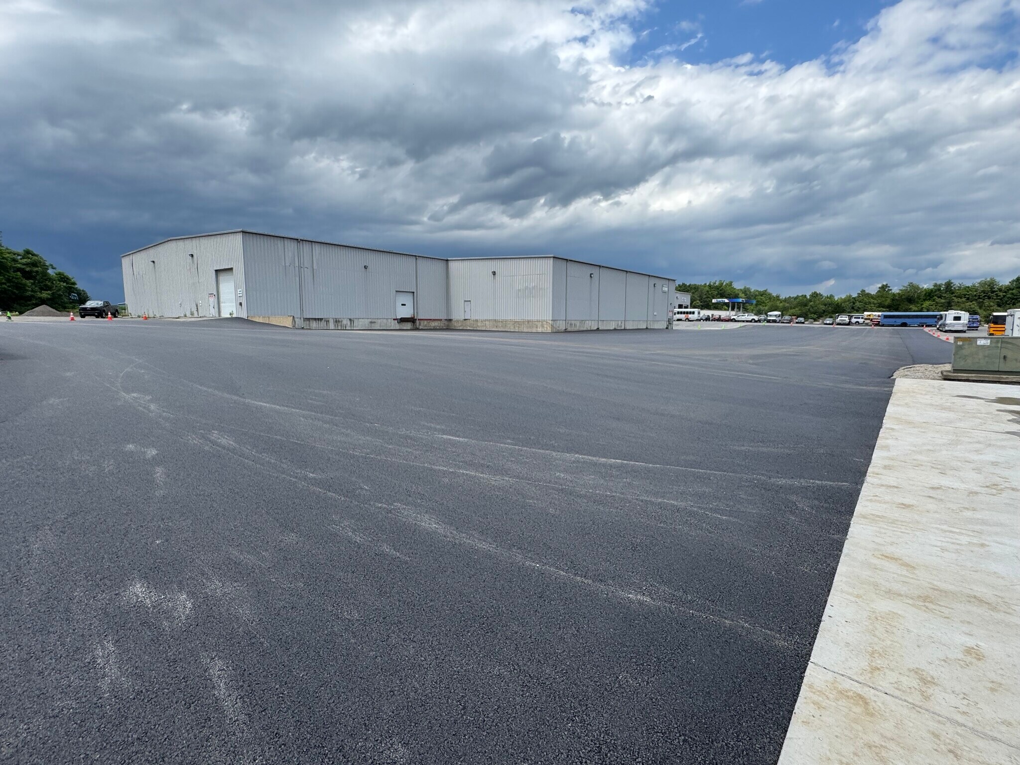 16121 Business Pky, Hagerstown, MD à louer Photo du bâtiment- Image 1 de 14