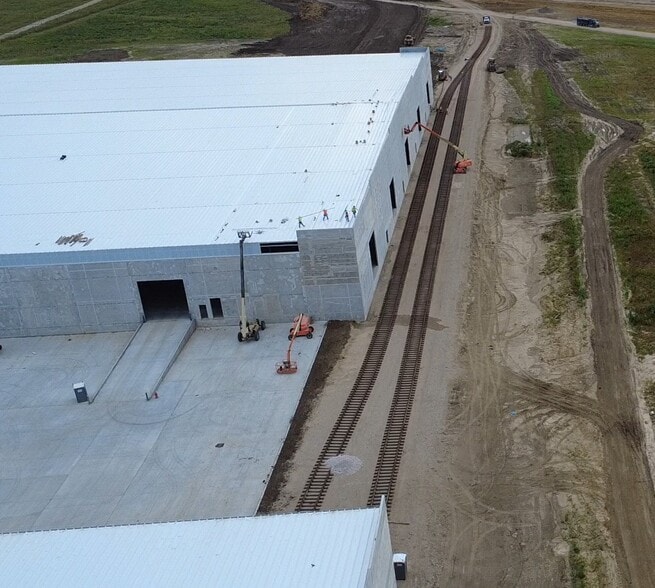 4445 Highway 90 W, Dayton, TX for lease - Building Photo - Image 2 of 14