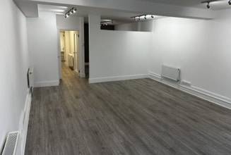 4 Cleave Av, Bromley à louer Photo intérieure- Image 2 de 5