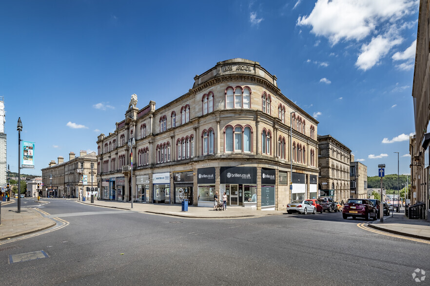 John William St, Huddersfield for lease - Building Photo - Image 2 of 3