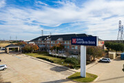 Hilton Garden Inn Fort Worth Fossil Creek - Motel