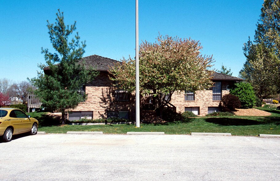 3 Eagle Center, O'Fallon, IL à louer - Photo du bâtiment - Image 1 de 1