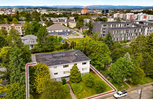 2552 Vancouver St, Victoria, BC à vendre Photo principale- Image 1 de 1