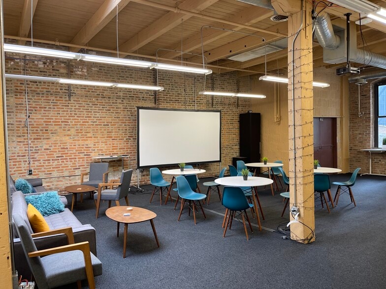 9-15 W Hubbard St, Chicago, IL for lease - Interior Photo - Image 3 of 12