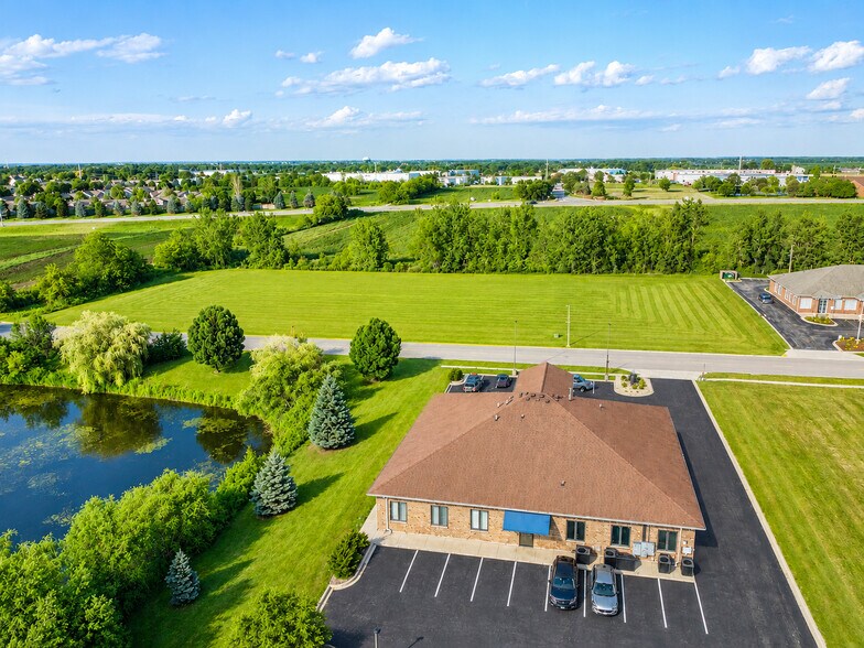 Lot 103 Mediterranean Dr, Sycamore, IL à vendre - Photo du bâtiment - Image 2 de 5