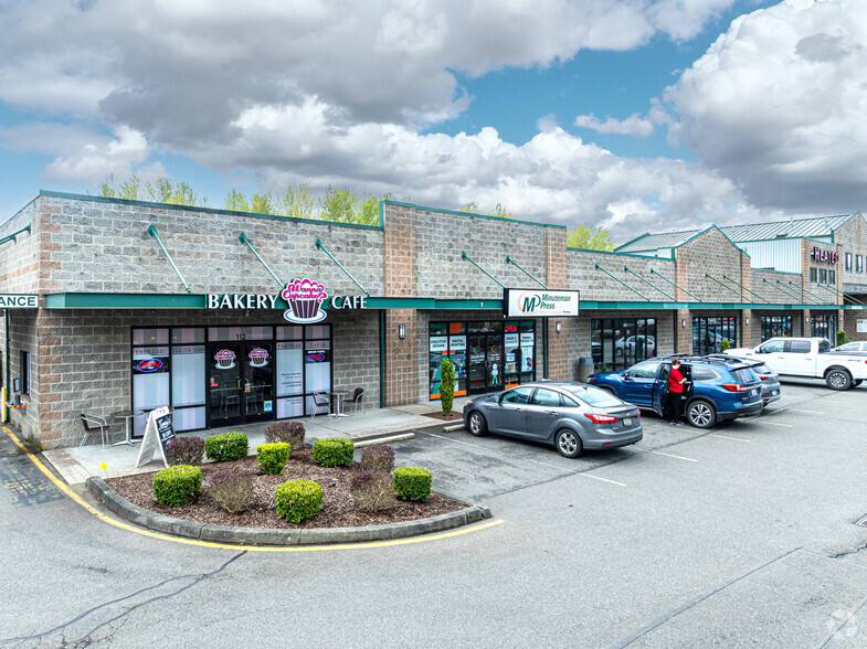 2100-2102 E Main St, Puyallup, WA for lease - Building Photo - Image 3 of 9