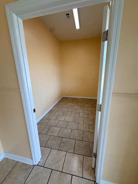 4414 Old Railroad Bed Rd, Harvest, AL à louer - Photo intérieure - Image 3 de 12