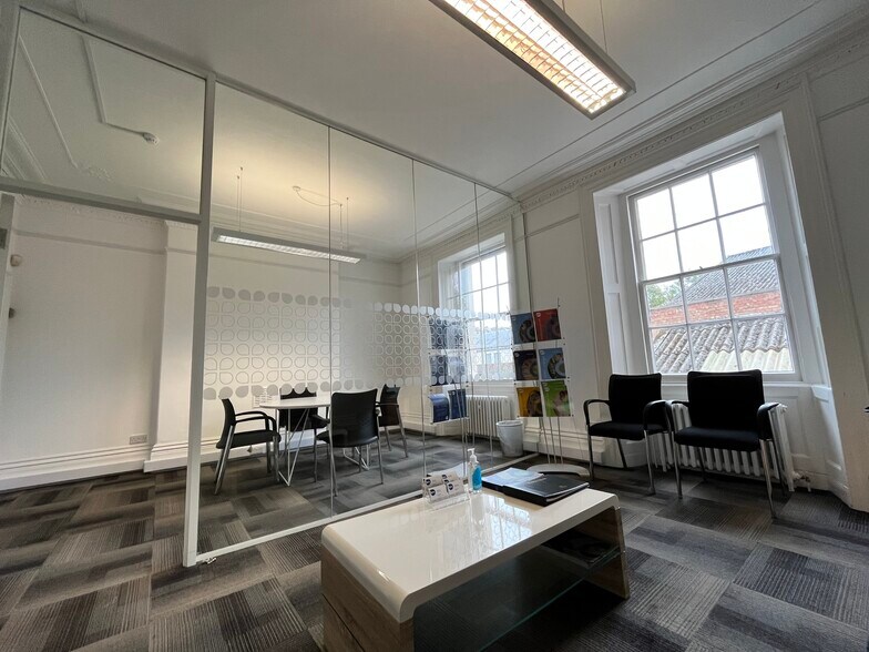2 St Pauls Rd, Bristol à louer - Photo du bâtiment - Image 2 de 7