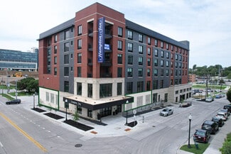 More details for 4401 Douglas St, Omaha, NE - Retail for Lease