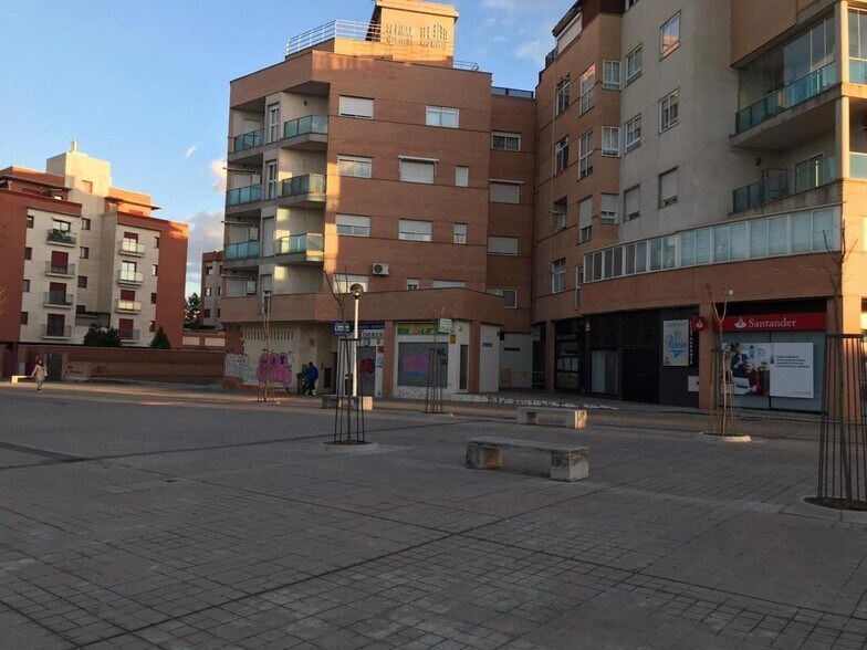 Immeuble residentiel dans Ciudad Real, Ciudad Real à vendre - Photo du bâtiment - Image 1 de 1