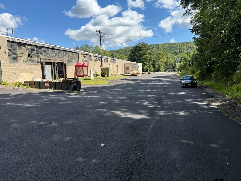 524 Route 303, Orangeburg, NY for sale - Building Photo - Image 2 of 21