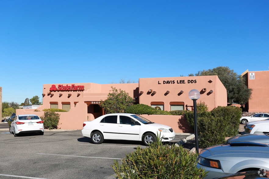 8401 E 22nd St, Tucson, AZ for lease - Building Photo - Image 3 of 8