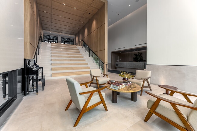 Plus de détails pour 422 Cherry St, Toronto, ON - Commerce de détail à louer