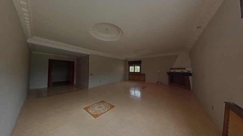 Avenida de las Flores, El Campillo, VLL 47460 - - - Photo intérieure - Image 1 of 40