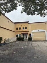 3750 NW 114th Ave, Miami, FL for lease Interior Photo- Image 1 of 4