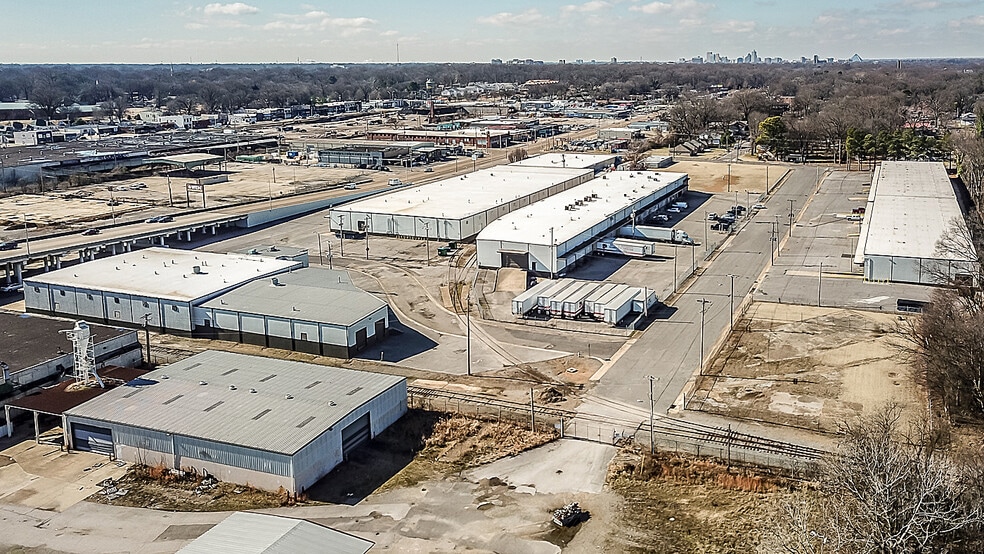 2630-2656 Summer Ave, Memphis, TN à louer - Photo du bâtiment - Image 2 de 15