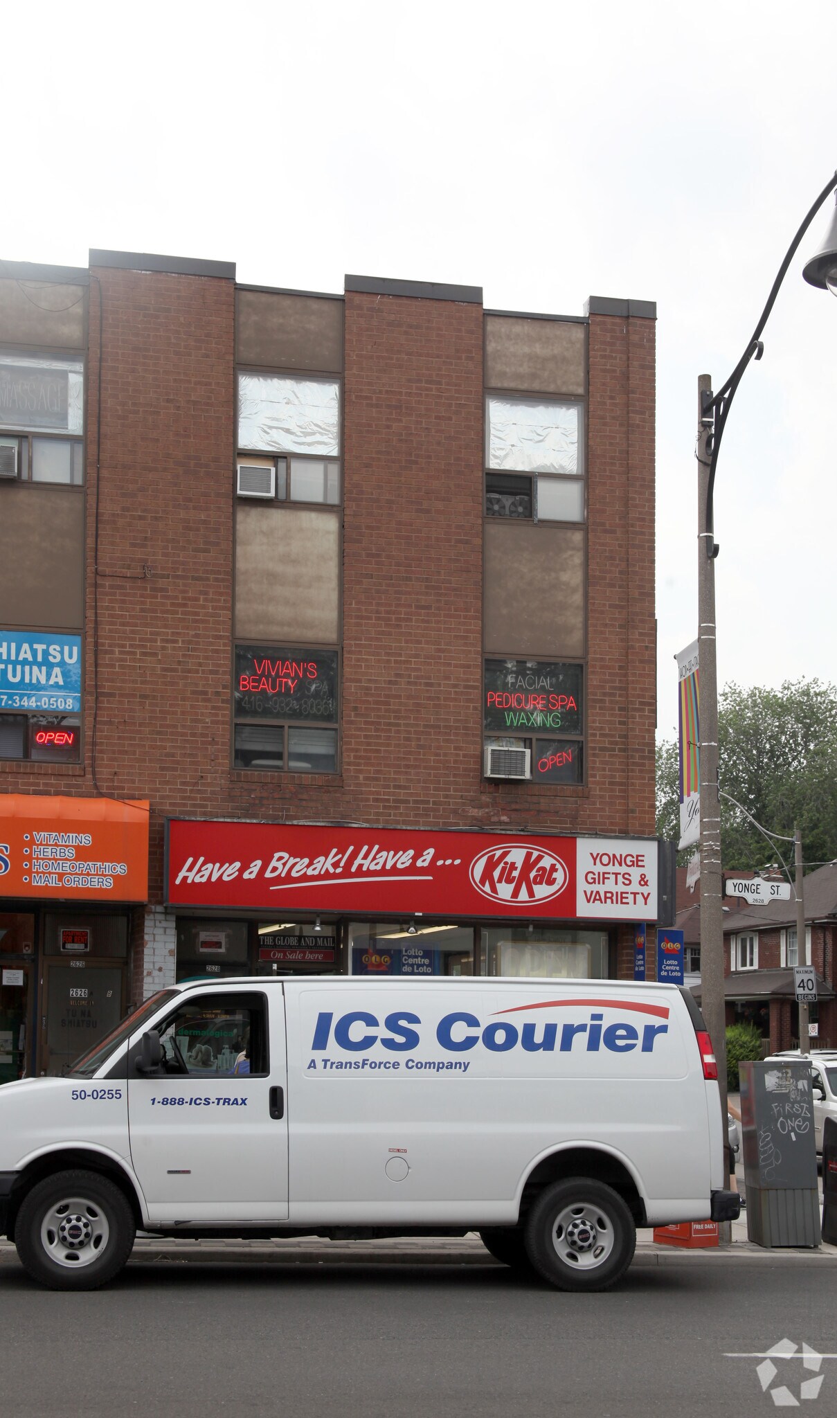 2628 Yonge St, Toronto, ON for sale Primary Photo- Image 1 of 1