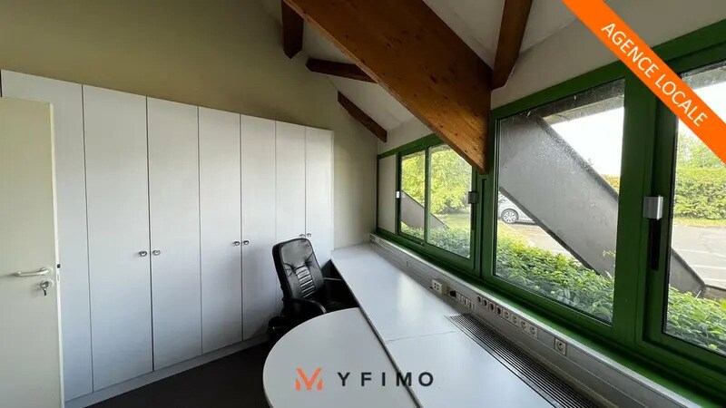 Office in SAINT-OUEN-L'AUMONE for lease - Interior Photo - Image 1 of 9