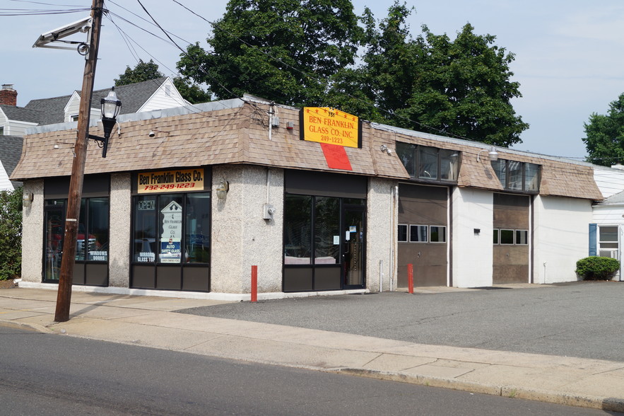 751 Hamilton St, Somerset, NJ for sale - Building Photo - Image 1 of 1