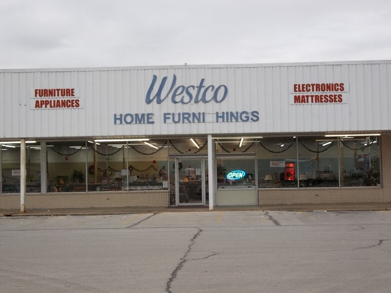 1403-1515 S Santa Fe Ave, Chanute, KS à louer - Photo du bâtiment - Image 3 de 7