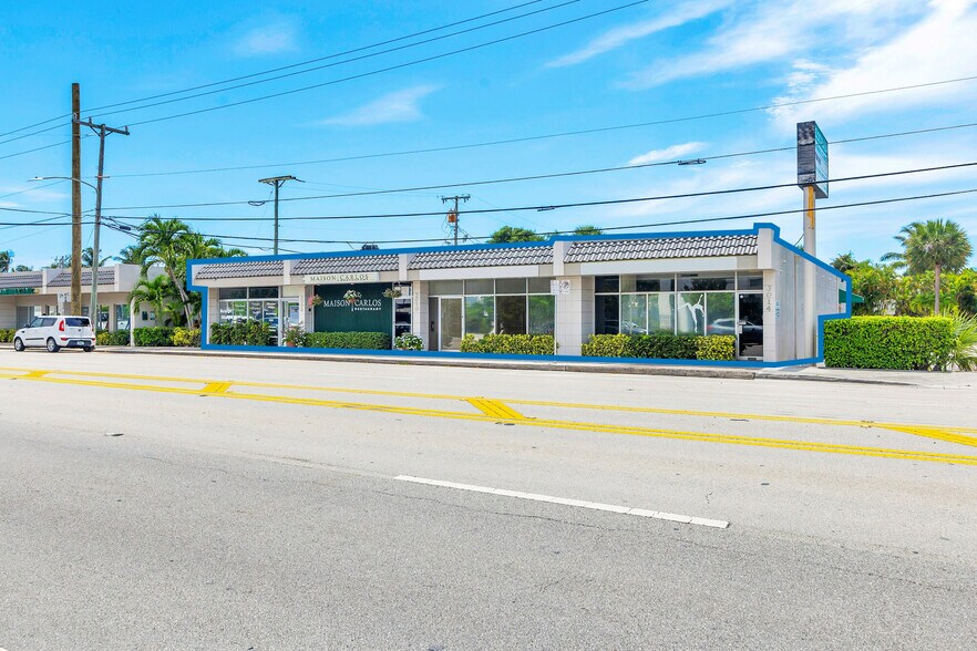 3008-3014 S Dixie Hwy, West Palm Beach, FL à louer - Photo du bâtiment - Image 3 de 8