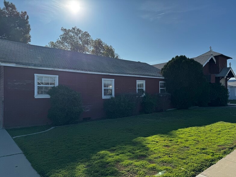 600 E Hermosa St, Lindsay, CA for sale - Building Photo - Image 3 of 14