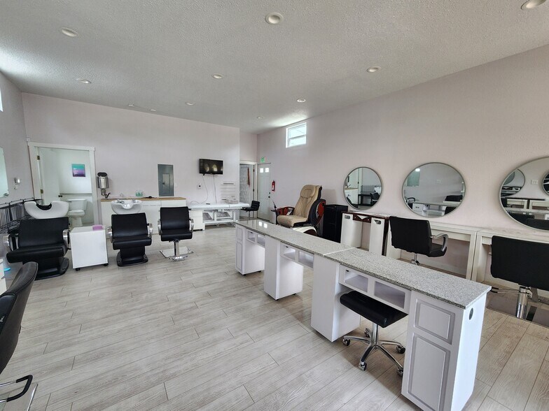 15 E 7th St, La Junta, CO à vendre - Photo du bâtiment - Image 3 de 17