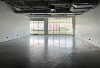 141 Flushing Ave, Brooklyn, NY à louer Photo intérieure- Image 1 de 2