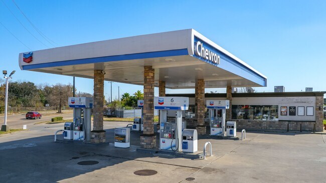 Plus de détails pour 6625 Pinemont Dr, Houston, TX - Commerce de détail à vendre