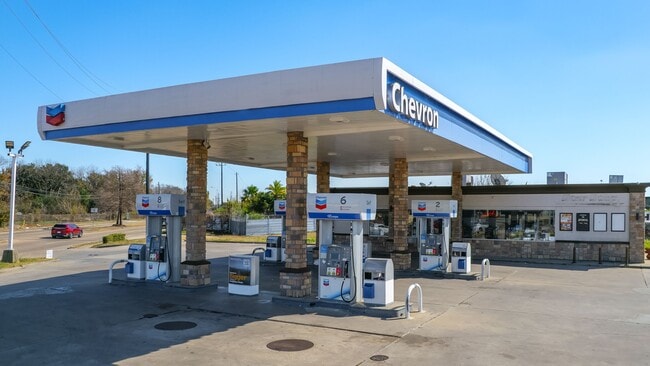 More details for 6625 Pinemont Dr, Houston, TX - Retail for Sale