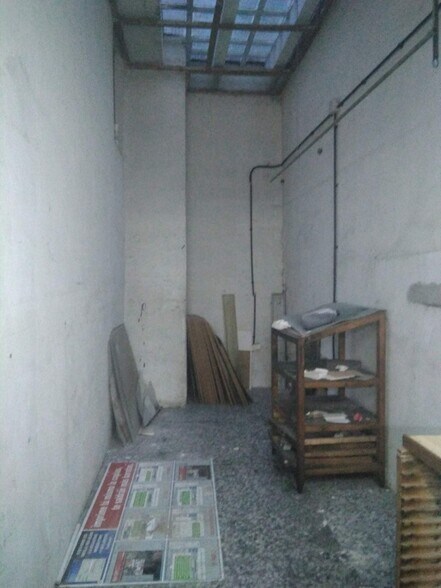 Commerce de détail dans Cáceres, Cáceres à louer - Photo du bâtiment - Image 3 de 9