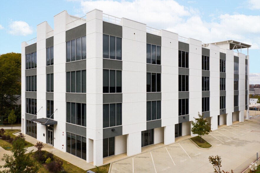 746 Willoughby Way NE, Atlanta, GA à louer - Photo principale - Image 1 de 19