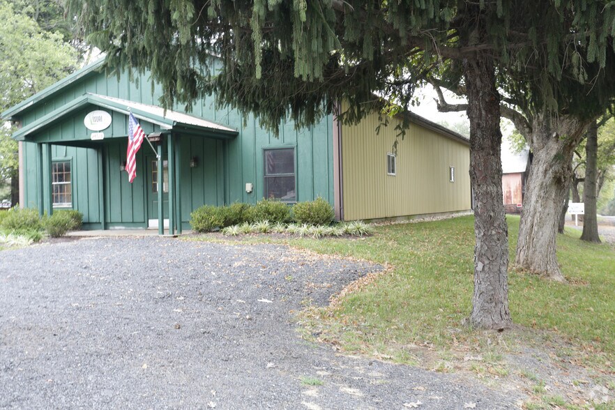 24013 Lenah Farm Ln, Aldie, VA à louer - Photo du bâtiment - Image 2 de 3