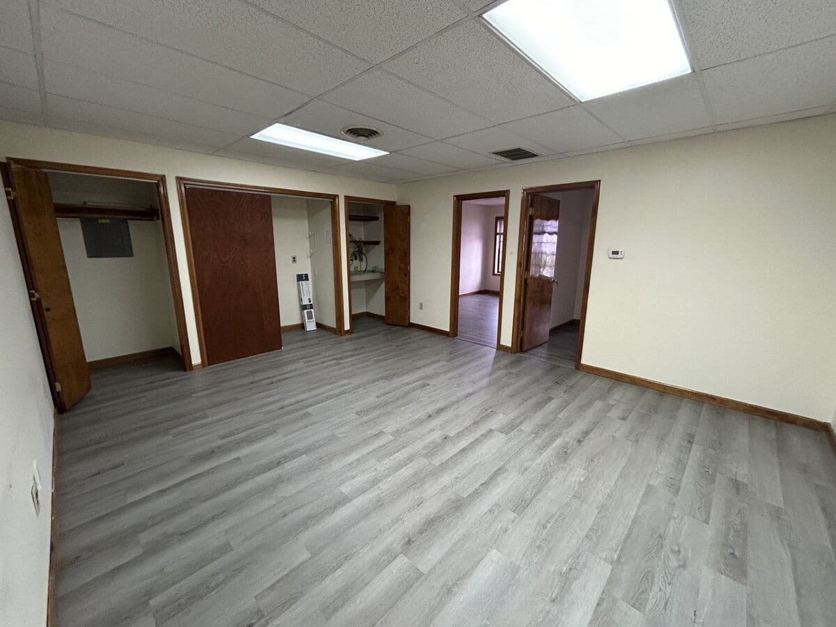 304 Federal Rd, Brookfield, CT 06804 - Unit 313 -  - Interior Photo - Image 1 of 4