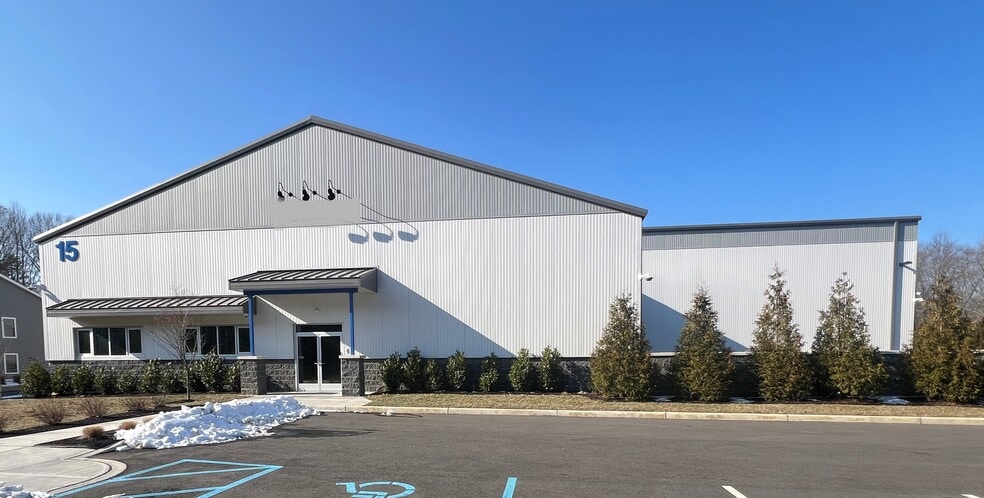 15 Burnt Tavern Rd, Millstone Township, NJ for sale - Building Photo - Image 2 of 5