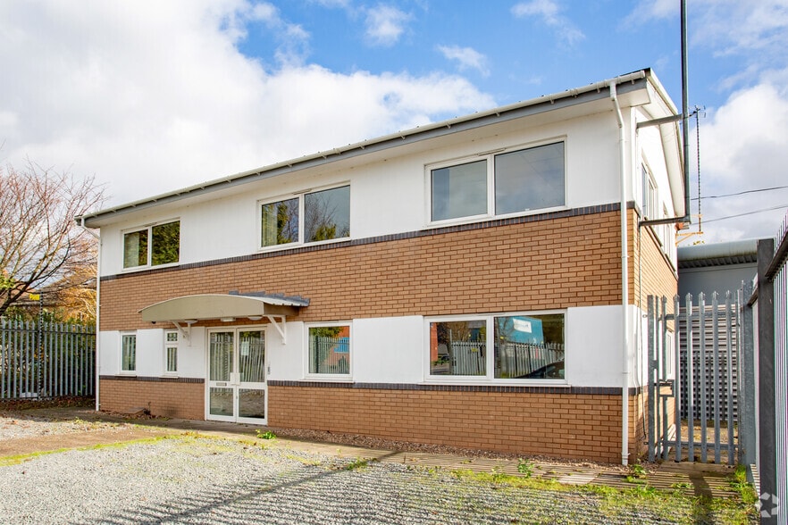 Bentley Mill Way, Walsall for lease - Primary Photo - Image 1 of 3