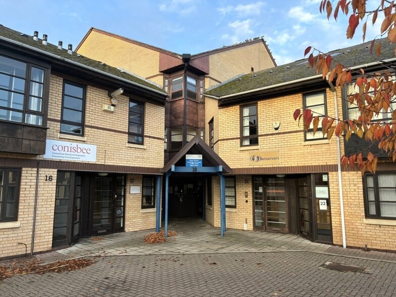13-26 Swanns Rd, Cambridge à louer - Photo du bâtiment - Image 3 de 4