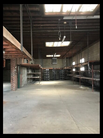 3533 Vernon Blvd, Long Island City, NY à louer - Photo du bâtiment - Image 2 de 7