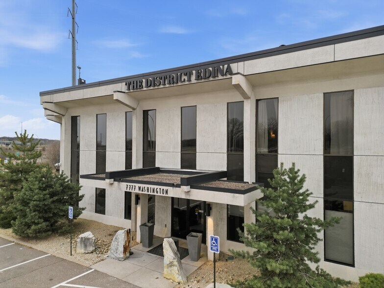7777 Washington Ave S, Edina, MN à louer - Photo du bâtiment - Image 3 de 29