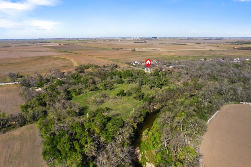 11900 FM 1660, Hutto, TX à vendre - Photo du bâtiment - Image 3 de 8