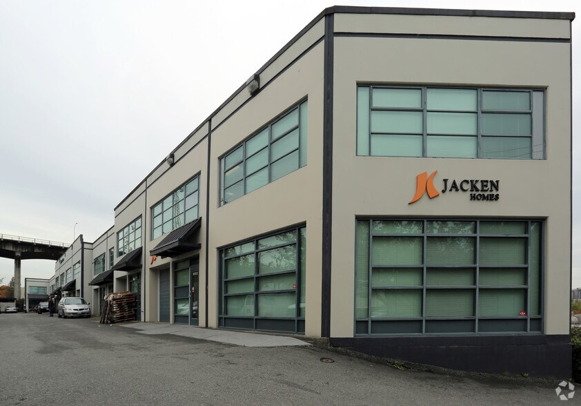 9012 Oak St, Vancouver, BC for sale - Building Photo - Image 3 of 5