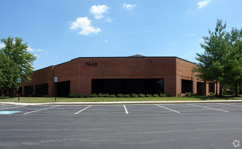 7445 Technology Way, Frederick, MD à louer - Photo du bâtiment - Image 3 de 20