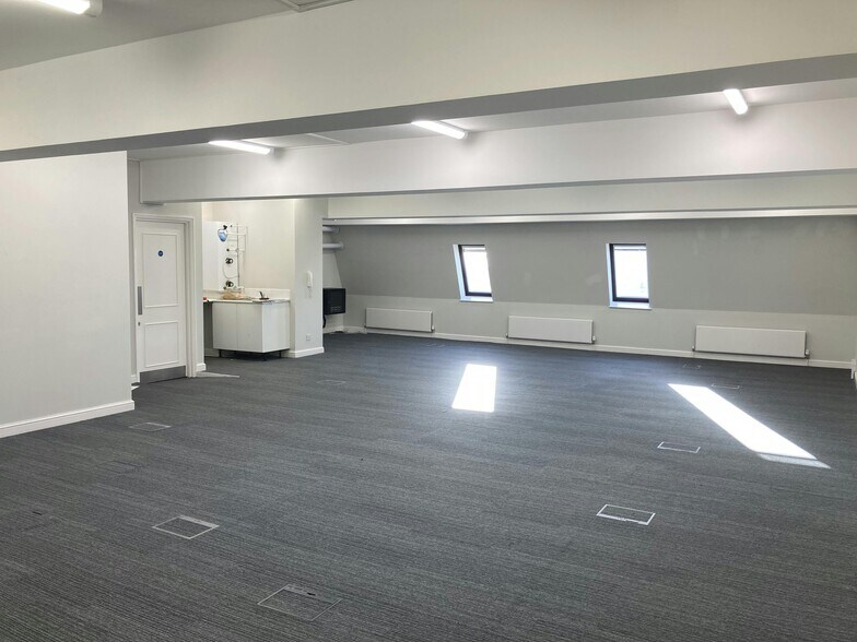 Twyford Place, Lincoln Rd, High Wycombe à louer - Photo intérieure - Image 3 de 18